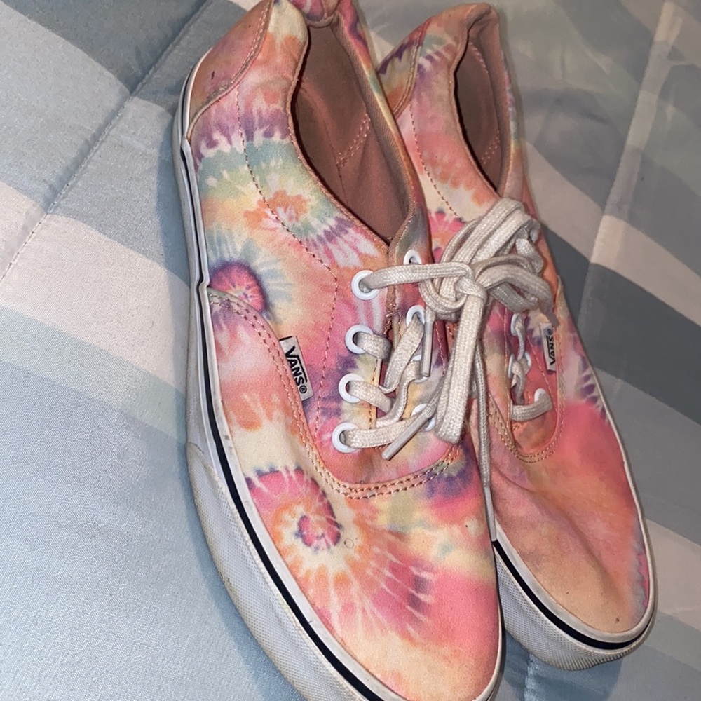 Shoes - Picture 3 of 3